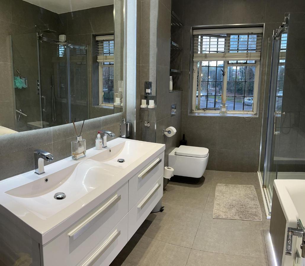 Don'T Wake Me Up. South London. Sleeps 6 Hotell Exteriör bild